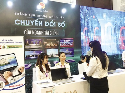 Ngành Tài chính tận dụng cơ hội chuyển đổi số để đổi mới toàn diện, xây dựng nền tài chính hiện đại, hiệu quả. Ảnh: Đức Minh
