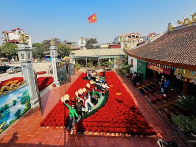 Khu vực nông thôn Hà Nội đang chuyển mình mạnh mẽ. Ảnh: Hạnh Phúc.