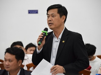Ông Bông Hoa Việt, Cố vấn Ban Giám đốc Công ty cổ phần Nhựa Bình Minh.