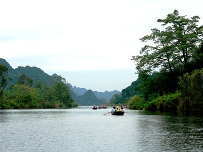 Thu hút du khách đến chùa Hương mùa thấp điểm