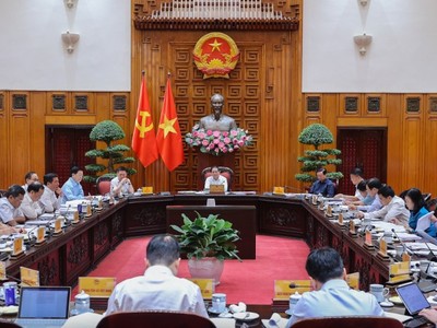 Thủ tướng: Tiếp tục đổi mới tư duy, cách làm trong đầu tư công