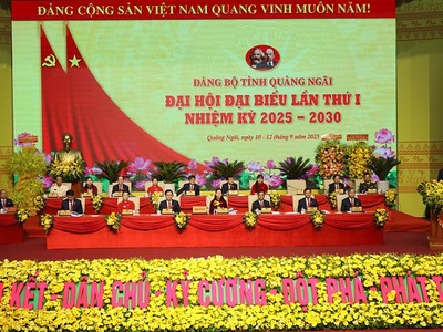 Đại hội đại biểu Đảng bộ tỉnh Quảng Ngãi lần thứ I, nhiệm kỳ 2025-2030 chính thức khai mạc vào sáng 11/9.