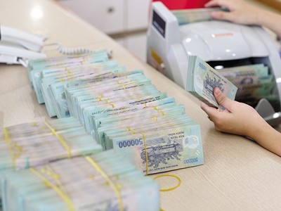 Ngân hàng mở rộng hệ sinh thái, ngăn rủi ro lan truyền