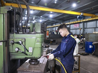 Đề xuất sửa đổi, bổ sung quy định về mức giảm trừ gia cảnh đối với người nộp thuế thu nhập cá nhân là cần thiết để phù hợp với tình hình hiện nay. Ảnh: Đức Thanh