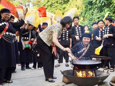 Làng nhà sàn dân tộc sinh thái Thái Hải (xã Thịnh Đức, TP. Thái Nguyên), là ngôi làng đầu tiên của Việt Nam được vinh danh là “Làng du lịch tốt nhất thế giới năm 2022”.