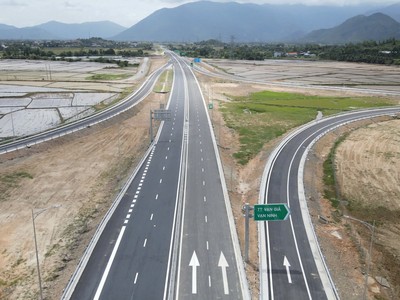 Hạ tầng kết nối giúp Nha Trang bứt phá, trở thành “điểm đến chiến lược” của Nam Trung Bộ.