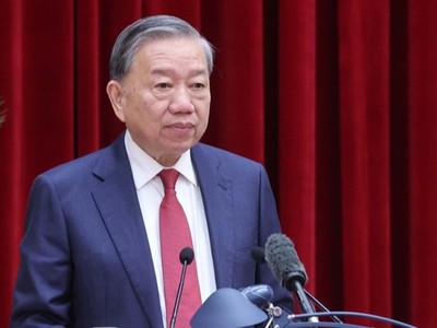 Tổng Bí thư Tô Lâm phát biểu khai mạc Hội nghị lần thứ 14 Ban Chấp hành Trung ương Đảng khóa XIII. (Ảnh: Thống Nhất/TTXVN).