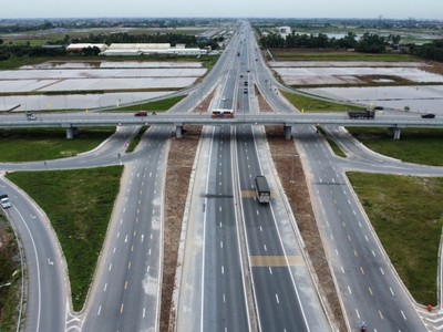 Hưng Yên đầu tư sâu vào hạ tầng giao thông, tạo lập diện mạo mới 