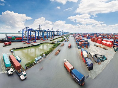 Nhiều doanh nghiệp đẩy mạnh đầu tư mở rộng năng lực khai thác cảng biển