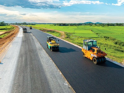 Khoảng 80% các công trình xây dựng cơ sở hạ tầng, công trình kinh tế lớn đã được các doanh nghiệp bảo hiểm bảo vệ về mặt tài chính 