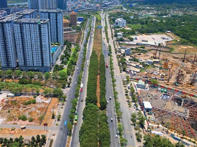 Doanh nghiệp địa ốc tăng tốc thâu tóm quỹ đất 