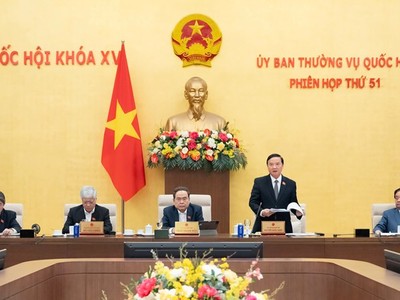  Ủy ban Thường vụ Quốc hội cho ý kiến về dự thảo Luật Xây dựng (sửa đổi) sáng 24/11.