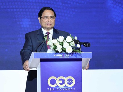 Thủ tướng cho biết mục tiêu ưu tiên là giữ vững ổn định kinh tế vĩ mô, kiểm soát lạm phát, bảo đảm các cân đối lớn của nền kinh tế và thúc đẩy tăng trưởng. Ảnh: VGP