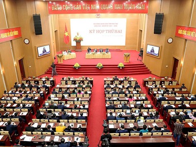 Quang cảnh cuộc họp.