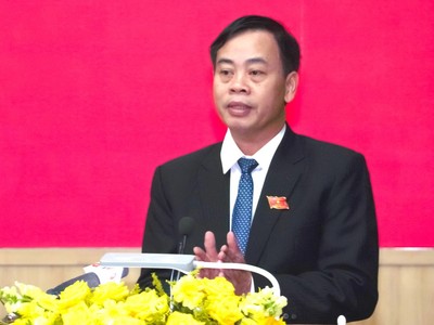 Ông Nguyễn Đăng Quang, Phó bí thư Tỉnh uỷ, Chủ tịch HĐND tỉnh Quảng Trị phát biểu khai mạc kỳ họp. Ảnh: Ngọc Hải