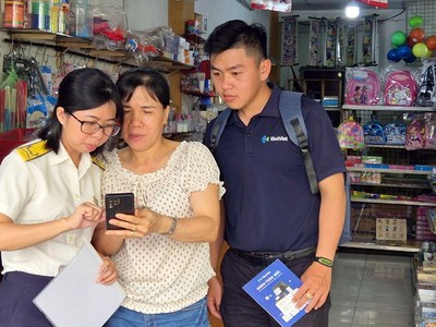 Thuế TP.HCM hỗ trợ hộ kinh doanh chuyển đổi thuế khoán sang kê khai 