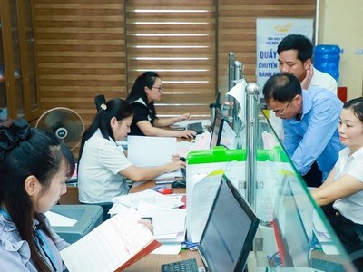 Nghị định số 334/2025/NĐ-CP quy định tiêu chuẩn chức danh công chức lãnh đạo, quản lý trong cơ quan hành chính nhà nước.