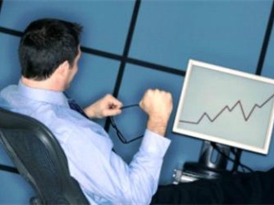 Năm 2014, chứng khoán Việt Nam hút thêm 839 nhà đầu tư ngoại