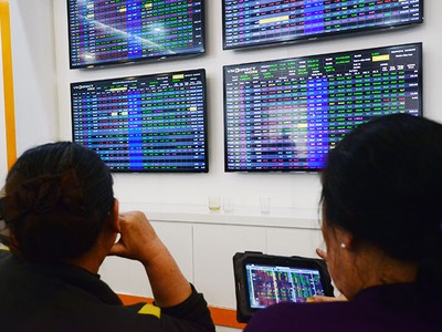 Siêu đòn bẩy trên thị trường chứng khoán (kỳ 1): Nỗi sợ hãi mang tên “tổng kho”