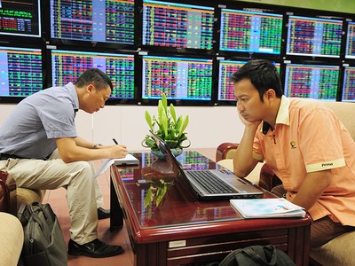 Cổ phiếu mới lên sàn: Ngậm ngùi chung, may mắn riêng