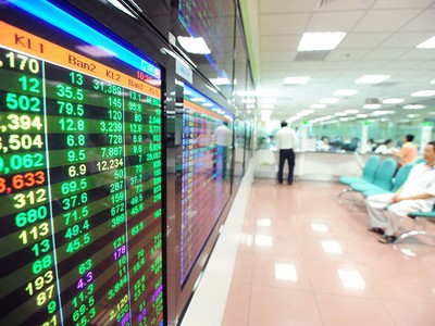 Tháng 10, VN-Index khó bứt phá