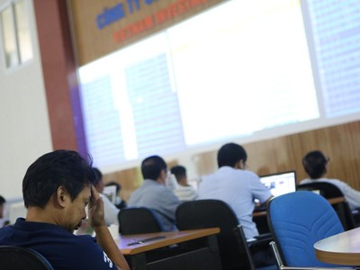 Nhìn lại “Gia Cát Dự” nhận định chứng khoán tuần qua