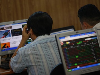 Giải mã sức ỳ cổ phiếu ngành dược