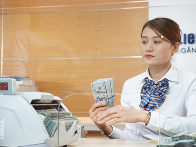 Lãi suất khó giảm vì áp lực siết vốn ngắn hạn cho vay dài hạn