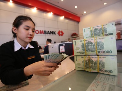 Ngành ngân hàng vươn mình chạm chuẩn quốc tế