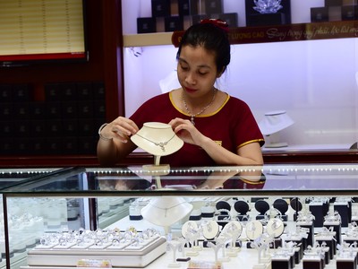 Giá vàng hôm nay ngày 5/1: Ngược chiều thế giới, vàng trong nước mất giá