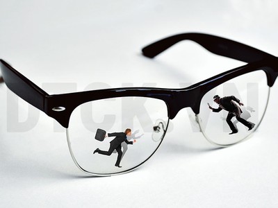 Hành vi giao dịch "chui" cổ phiếu của lãnh đạo doanh nghiệp và người có liên quan vẫn khá phổ biến.