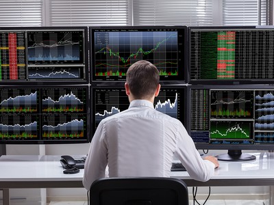 Chứng khoán phái sinh: Lập đỉnh thời đại