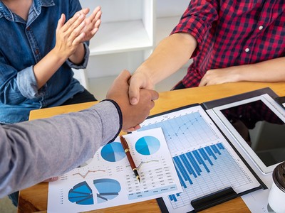 Sự kiện chứng khoán đáng chú ý ngày 23/9