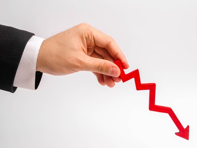 Sau tháng 8 bùng nổ, tháng 9 thị trường chứng khoán sẽ nhiều rủi ro