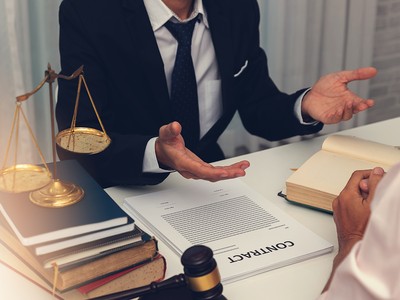 Tặng cho đất và chuyển nhượng đất, hình thức nào đóng thuế lợi hơn?