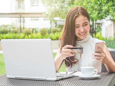 Top 10 cổ phiếu tăng/giảm mạnh nhất tuần: Tân binh VUA nổi sóng