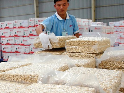 Walmart chọn hàng Việt nào vào kệ hàng?