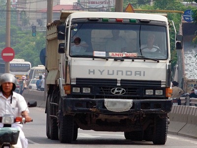 Doanh nghiệp ô tô tải hồi hộp “nhận lì xì” 203 tỷ đồng