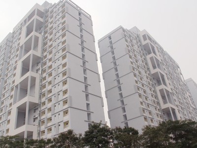 Thị trường căn hộ, khách hàng lại đợi chính sách