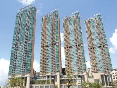 Đại gia địa ốc Hồng Kông cấp tập “chống bão”