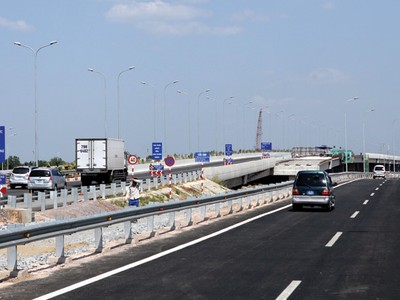 Cùng với các mô hình mới khác, PPP sẽ là nhân tố góp phần tháo nút thắt hạ tầng của Việt Nam