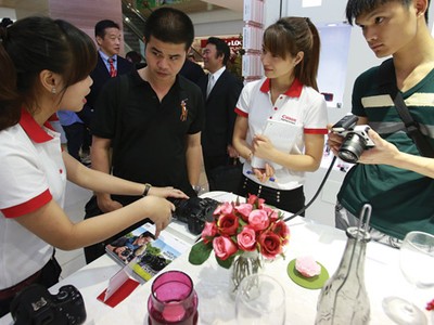 Phân khúc máy ảnh chỉ có mức tăng trưởng âm trong năm 2013 