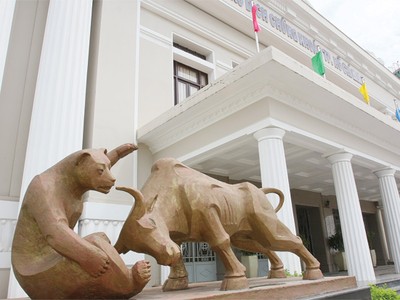 Tổng vốn hóa thị trường Sở GDCK ASEAN xấp xỉ 2.000 tỷ USD