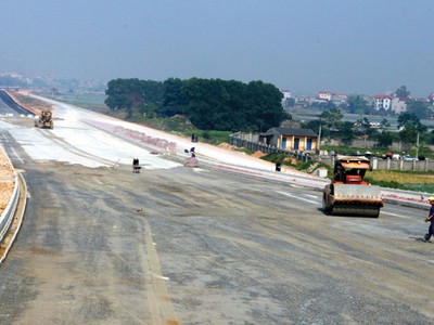 Đường nối Sân bay Nội Bài - cầu Nhật Tân là một trong 7 dự án được chọn nhận vốn đối ứng đợt 1/2014 