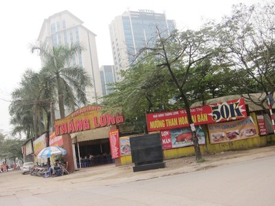 Dự án trên ô đất CC3A,B,C, Khu đô thị Mỹ Đình của HUD vẫn chưa bị tháo dỡ theo yêu cầu của Hà Nội