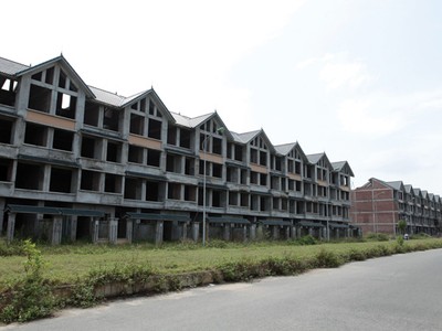 Khu nhà ở Kim Chung - Di Trạch bị bỏ hoang nhiều năm nay