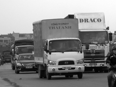 Cước vận tải đường bộ sẽ được điều chỉnh về đúng giá trị thật nhờ việc kiểm soát tải trọng xe 