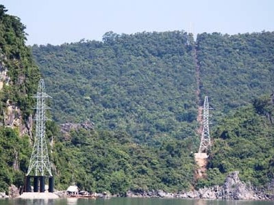 Quyết liệt những dự án kéo điện ra đảo