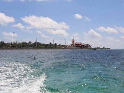 Toàn cảnh đảo Sơn Ca