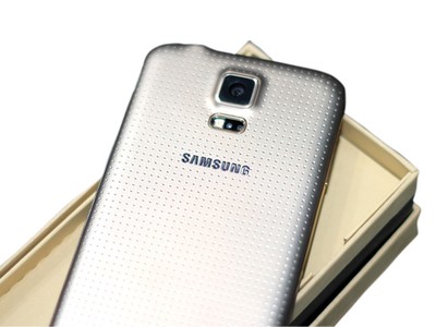 Chọn “trợ lý” với điện thoại thông minh